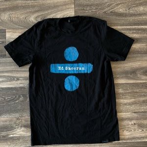 Ed Sheeran Divide Tour concert T-shirt